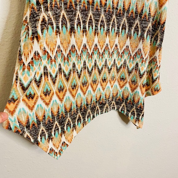 Absolutely Famous- Western Pattern BOHO Tank- M - Picture 4 of 9